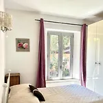 Sur Mer, Chez Angelina Apartment