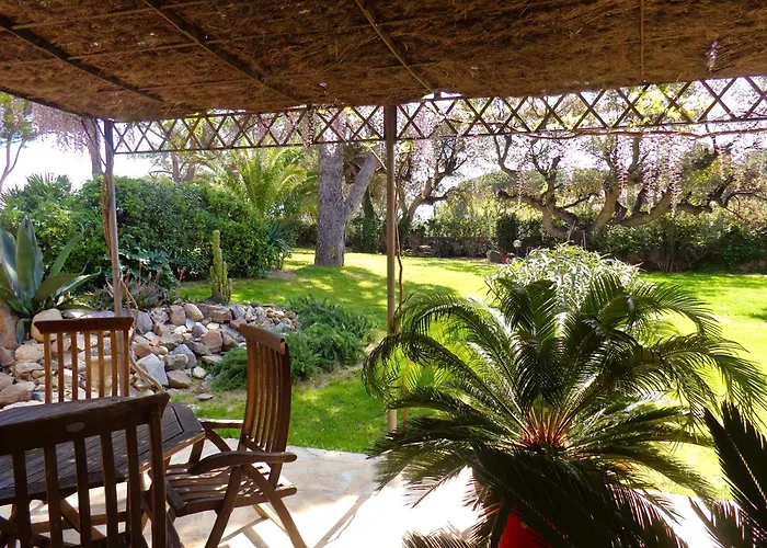 Sur Mer, Chez Angelina